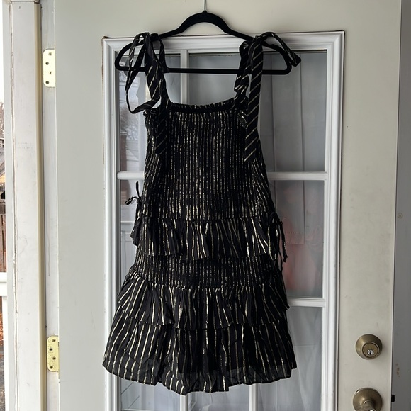 House of harlow 1960 - MD black and gold ruffle mini dress w/tie straps-holiday - Picture 5 of 15